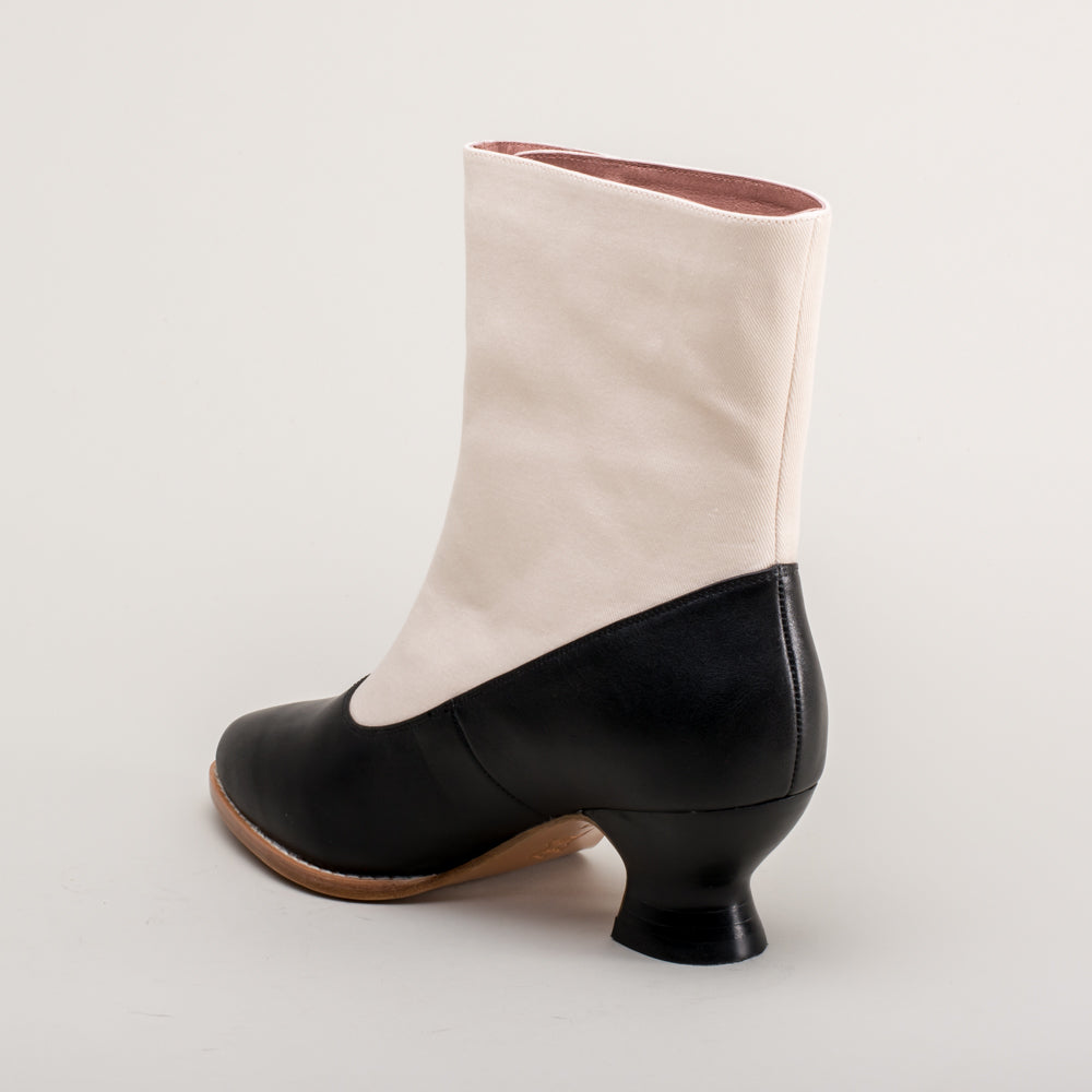 Renoir Women's Victorian Button Boots (ivory) - 10