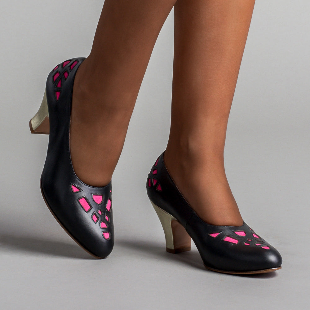 Pink and black heels new arrivals